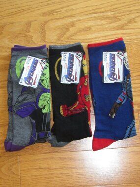 NWT Men's 3 pairs Avengers Socks Size 7-12 98% Polyester 2% Spandex